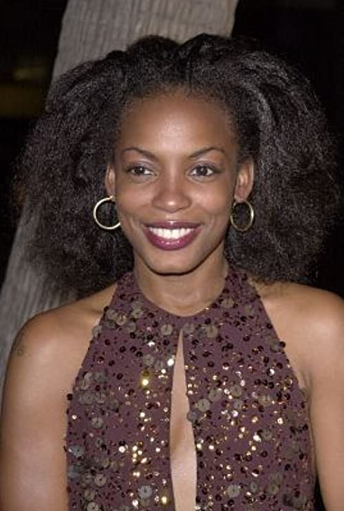 Aunjanue Ellis